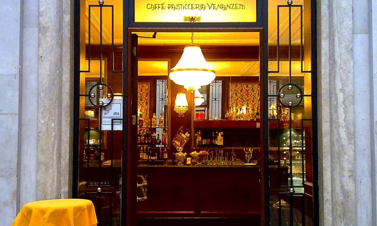 Guzzini e i dipendenti: "Nessuna perquisizione al Caffè Venanzetti"