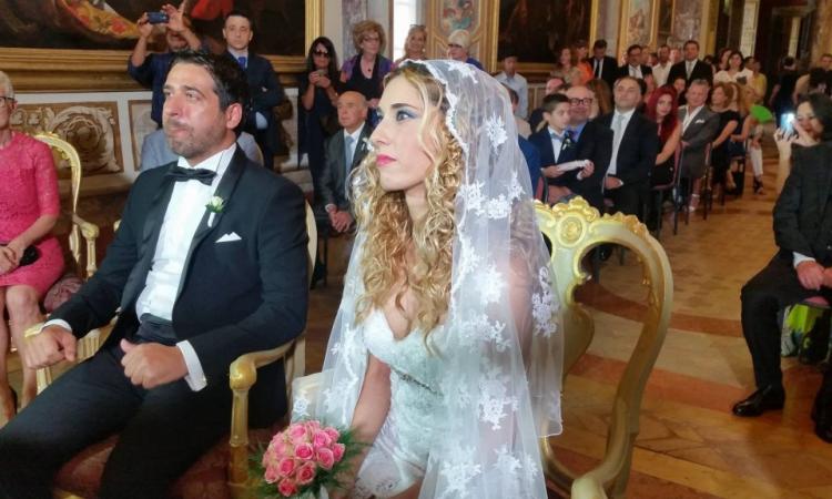 Il generale Franco Angioni ha unito in matrimonio Marcello Mancini e Sara Pagnanelli