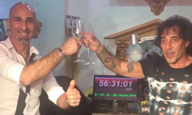 14 persone tatuate per oltre 57 ore no stop: è di nuovo record per Peppe Tattoo