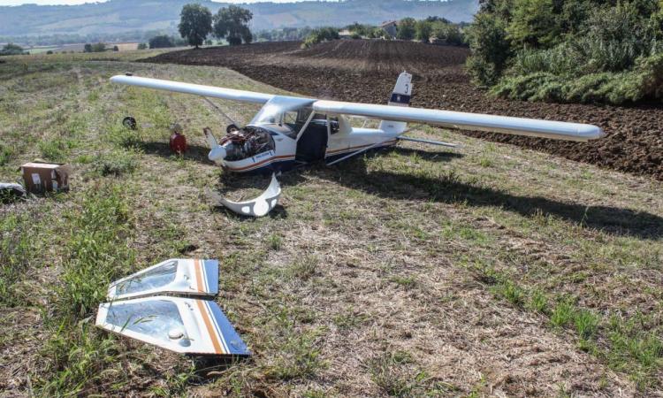 Aereo precipita a Sambucheto - FOTO