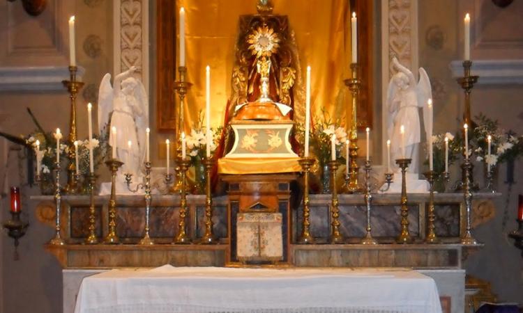 Tolentino, i residenti chiedono la pedonalizzazione di via Corridoni