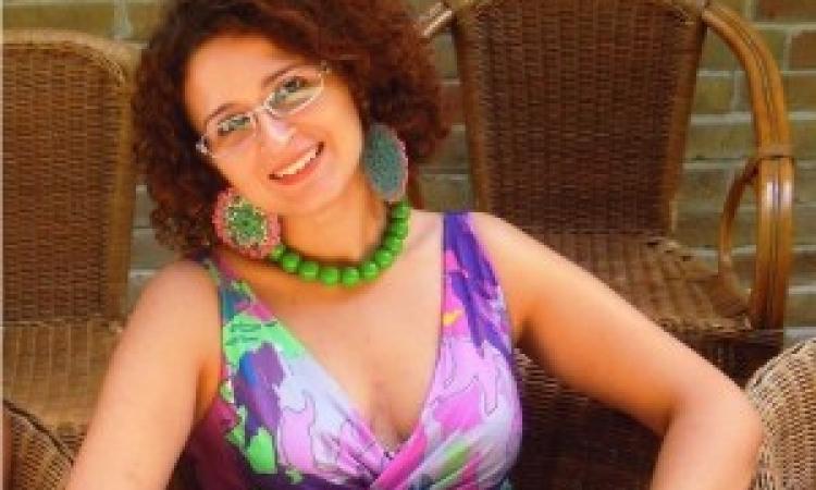 "Al di là del tempo": l'agenda poetica di Lucia Nardi