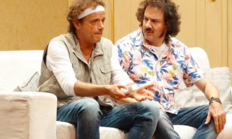 Pollenza, a Teatro in scena "Taxi a due piazze"