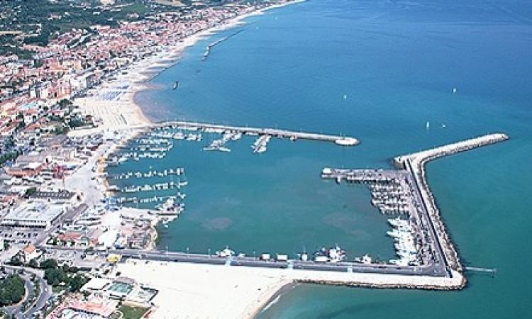 Revocato il divieto di balneazione a Civitanova