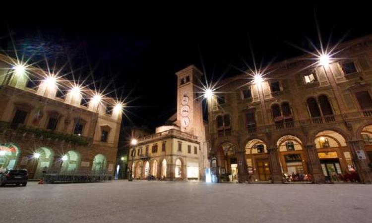 Il blog "Piazze in Piazza" difende quella "in vendita" di Tolentino