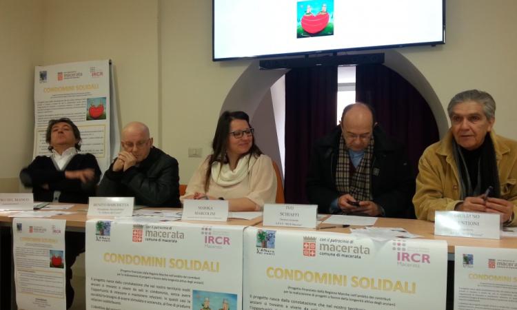 Macerata, nasce "Condomini solidali": una rete di solidarietà per gli anziani che vivono soli