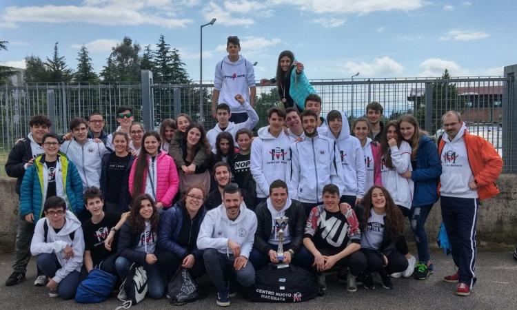 Piovono medaglie...per il Centro Nuoto Macerata