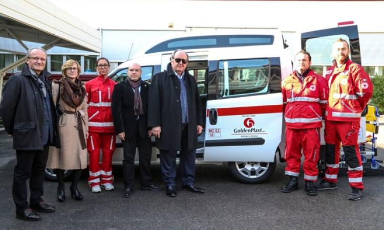 Potenza Picena: un Doblò per il trasporto disabili donato alla CRI