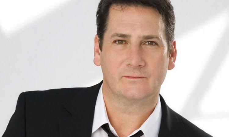 Tony Hadley, la voce degli Spandau Ballet, al Donoma per l'unica tappa italiana