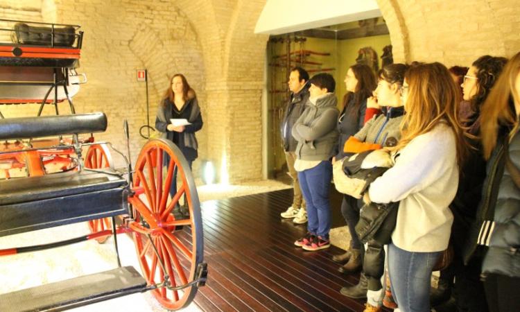 Giornata alla scoperta dei musei di Macerata per giovani del servizio civile e studenti