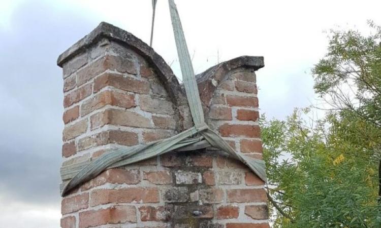 Tolentino, addio agli storici merli del Torrione