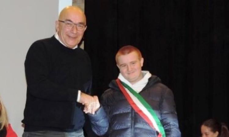 Francesco Valentini è il nuovo sindaco baby di Montelupone