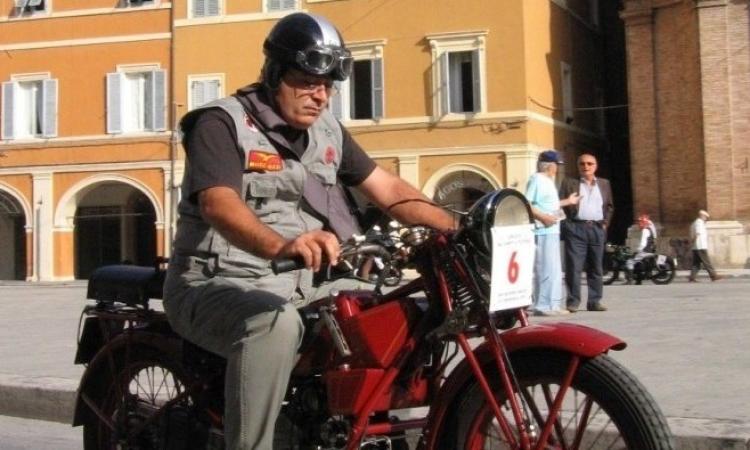 A San Severino le Moto Guzzi in piazza per il Raduno dei Centauri