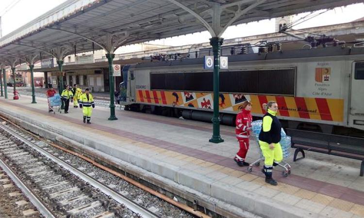 Ripartito il treno bloccato a Cannes Arriverà a Civitanova domani mattina