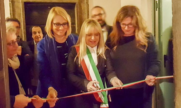 In mostra a San Severino: “Amare un'ombra, omaggio a Montale poeta e pittore” - FOTO