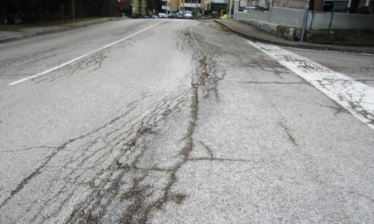 Forza Nuova: "Per quanto è dissestata via Verga sembra una pista di Trial"