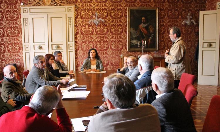 Macerata: luminarie a tema unico per tutta la città