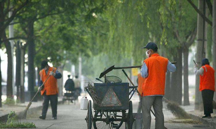 San Severino affronta la crisi: chi è in difficoltà si guadagnerà un sussidio facendo lavori socialmente utili