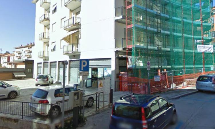 Era stato espulso dall'Italia ma stava giocando al Punto Snai di Macerata