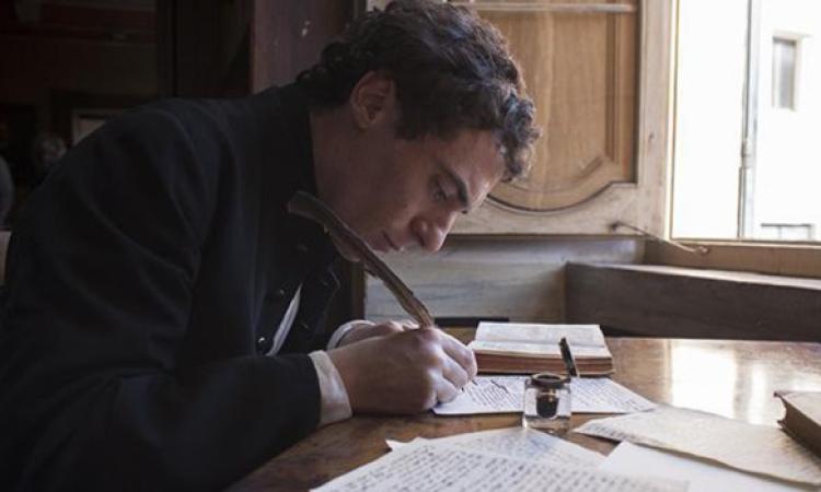 Teatri di San Severino aprono rassegna cinema con il "Giovane Favoloso"