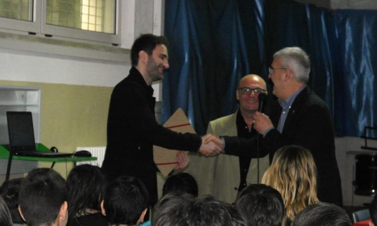 Grandi emozioni in musica alla "Dante Alighieri" con il violinista Stefan Milenkovich Grandi emozioni in musica alla "Dante Alighieri" con il violinista Stefan Milenkovich
