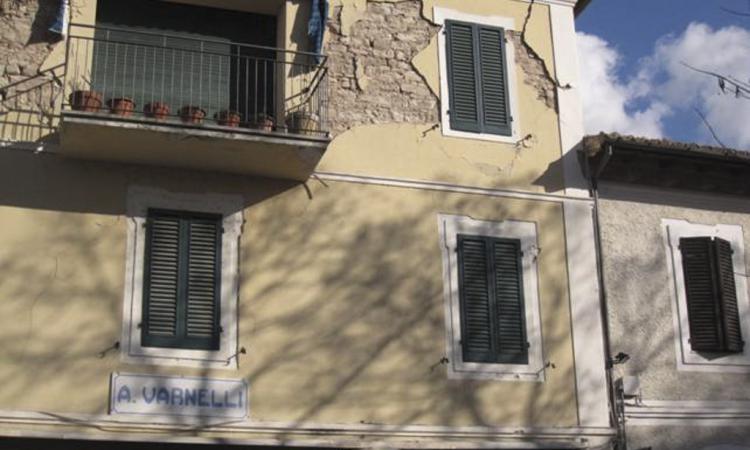 Pievebovigliana e Fiordimonte, pullman di sfollati per votare al referendum