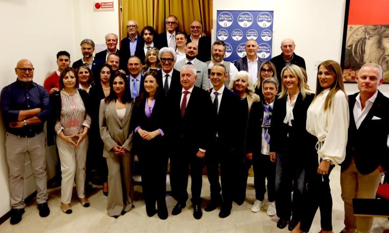 Macerata, Fratelli d’Italia lancia la sfida elettorale con Parcaroli: "Non ci accontentiamo, avanti con i progetti” (VIDEO e FOTO)